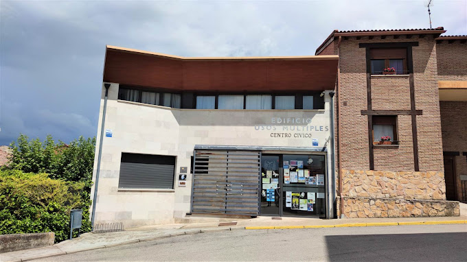 Centro Cívico Arcos de la Llana 